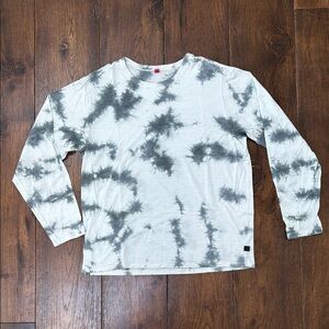 Lululemon Athletic Gray Tie-Dye Long Sleeve Shirt. Men’s Large.